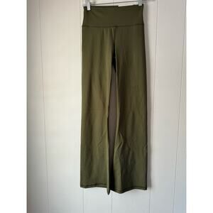 Women's American Eagle The Everything Flare Leggings Olive Green Size S